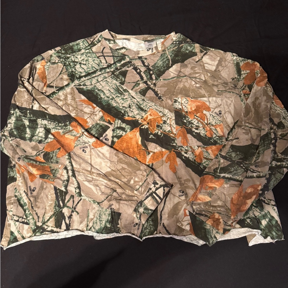 Cropped Camo Long Sleeve Shirt